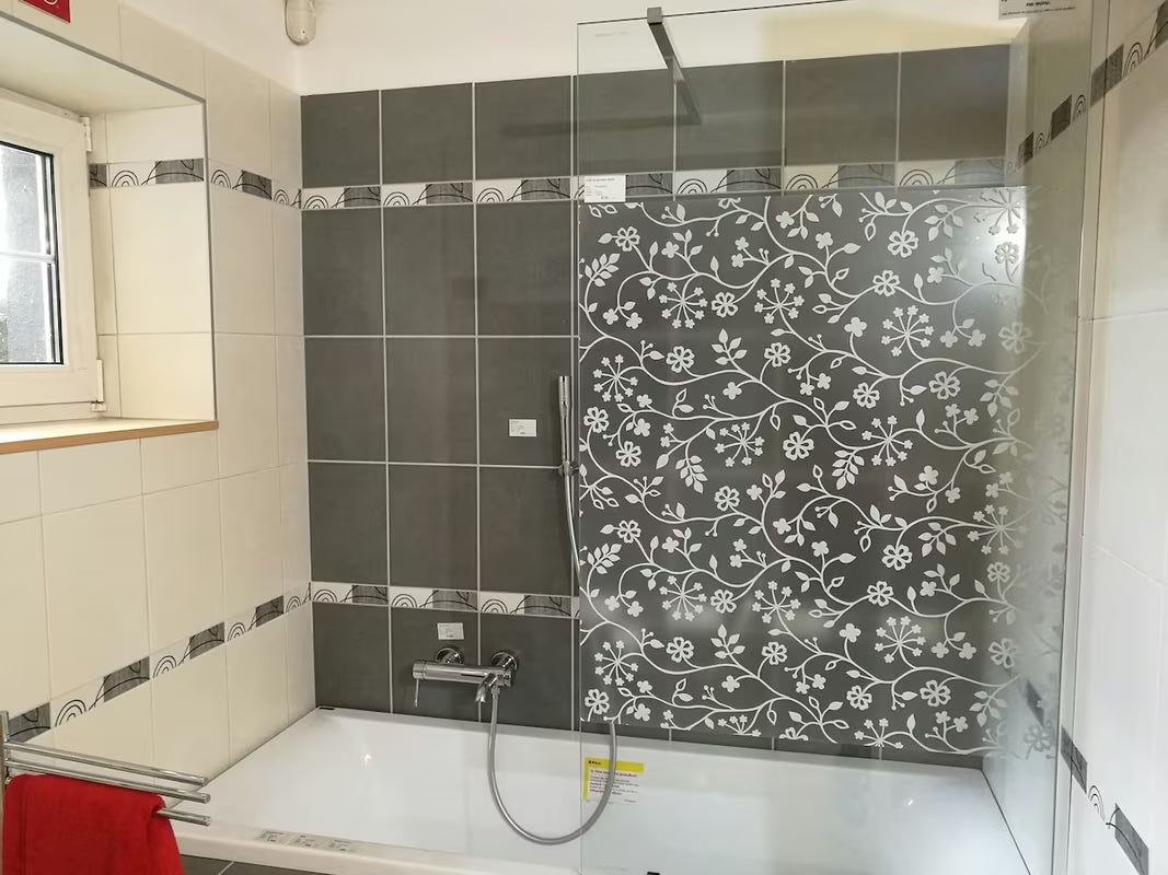 Dekoratyvinė statinė plėvelė d-c-fix Static stiklui pro dušo kabinos ir privatumui užtikrinti