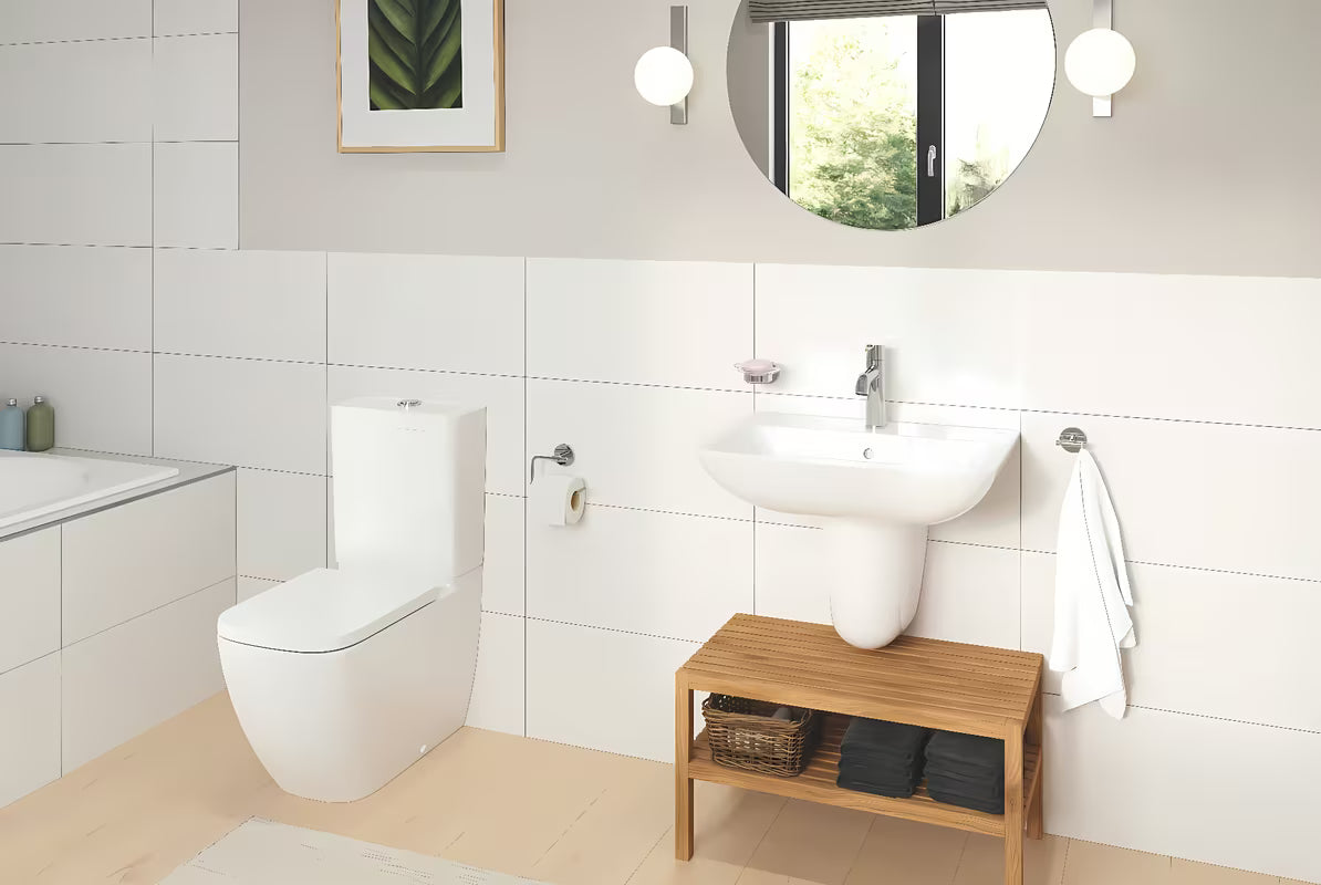 Puskolonė pro praustuvui Grohe Bau Ceramic alpinės baltos spalvos pro sifonui ir vamzdžiams uždengti