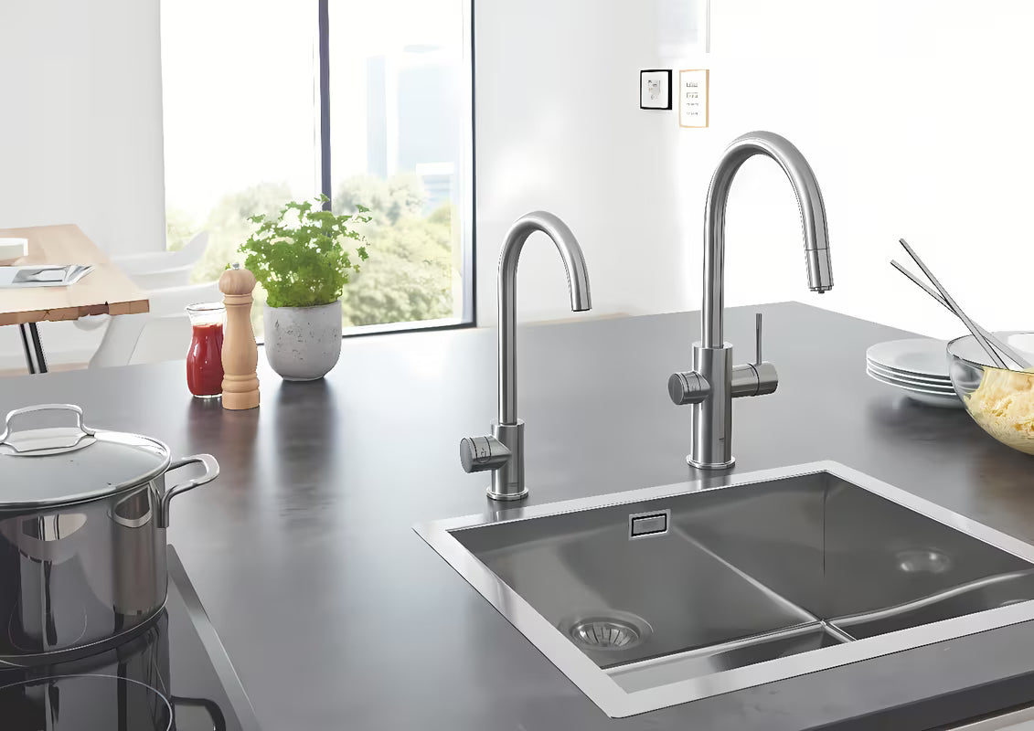 Grohe Blue Home virtuvinis maišytuvas supersteel su filtravimo sistema ir aušintuvu pro negazuotam ir gazuotam vandeniui