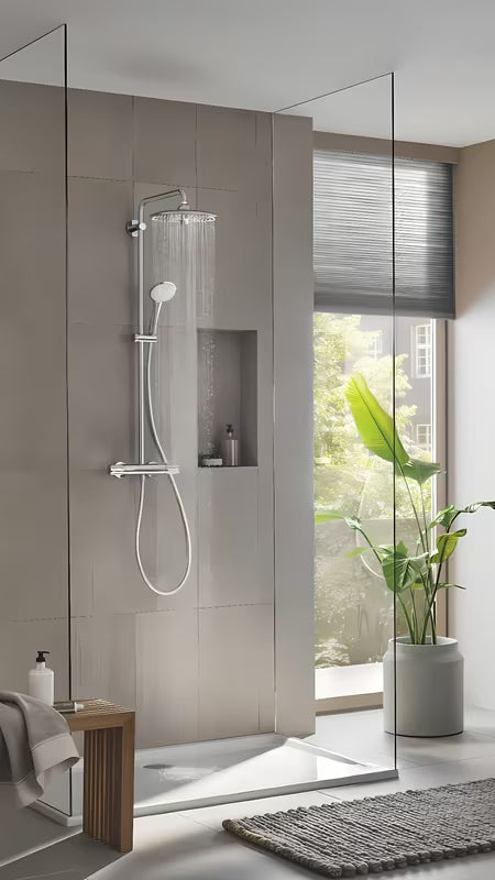 Chromo spalvos dušo sistema Grohe Euphoria System su termostatiniu maišytuvu su viršutiniu ir rankiniu dušu