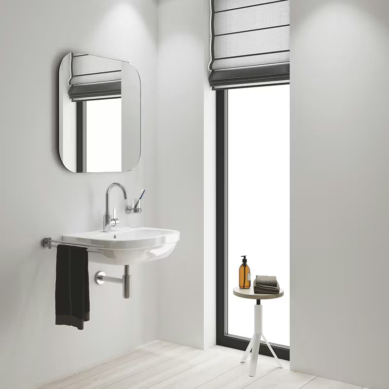 Aukšta chromuotas praustuvo maišytuvas Grohe Eurosmart Cosmopolitan su pasukamu snapu ir svirtiniu valdymu.