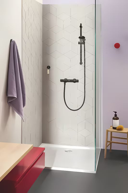 Chromo spalvos metalinis kabliukas Grohe Start Accessories su paslėptu tvirtinimu.