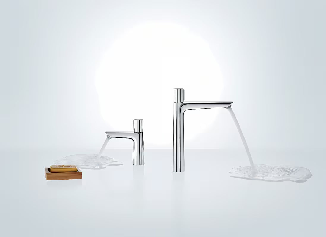 Chrominis praustuvo maišytuvas Hansgrohe Talis Select E su mygtuku Select, modernaus kampuoto dizaino.