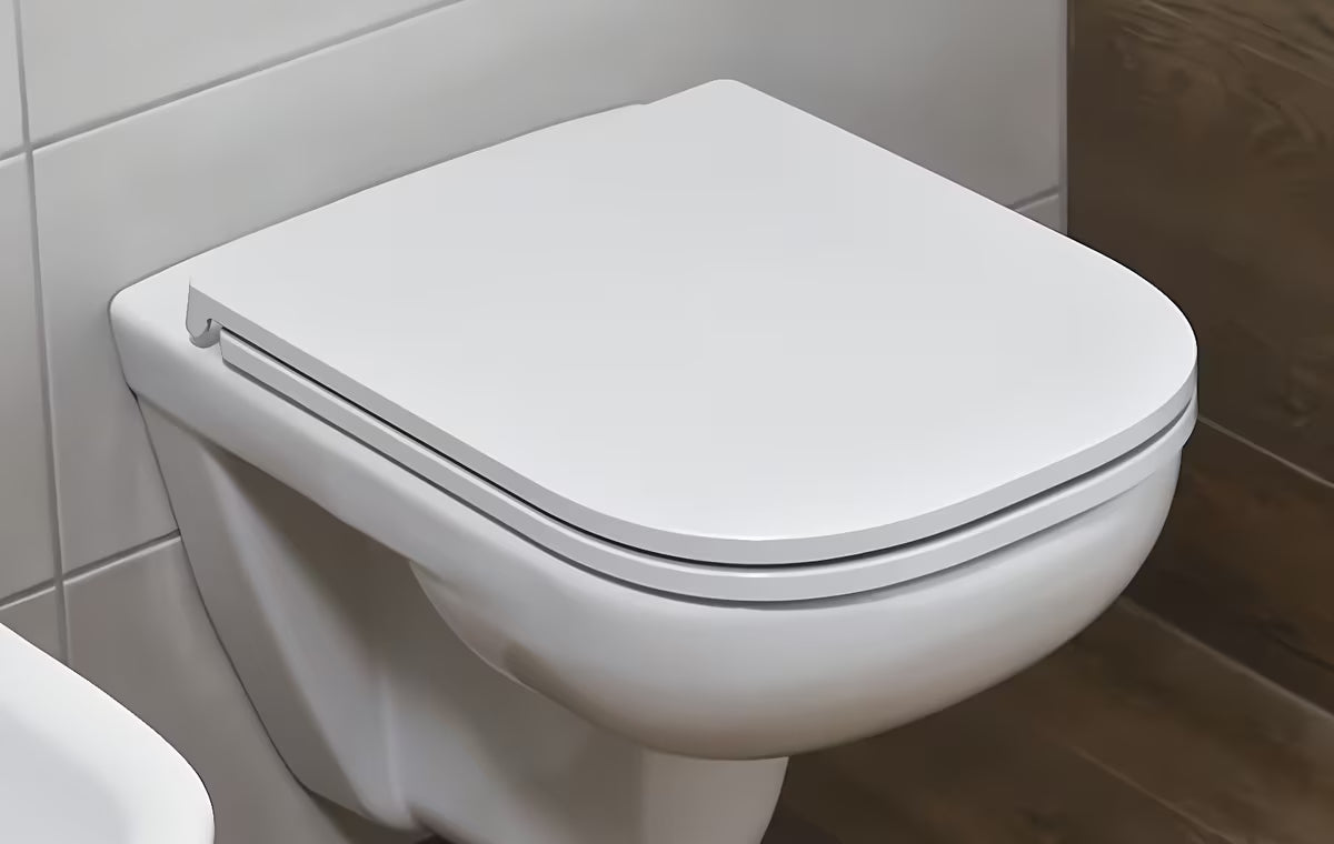 Balta KLOZETO dangtis Jika Pure iš duroplasto su softclose, antibakterine danga ir SLIM dizainu