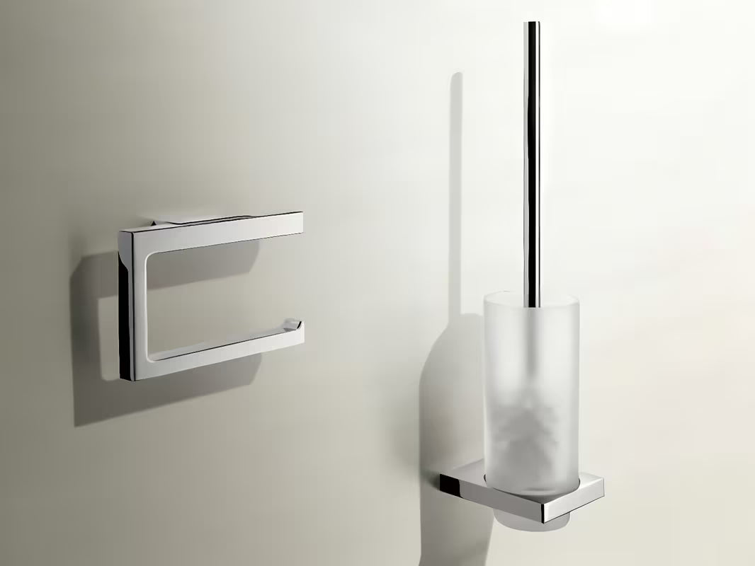Sieninė WC šepetys Keuco Edition 11 chromo spalvos, paprasto elegantiško dizaino