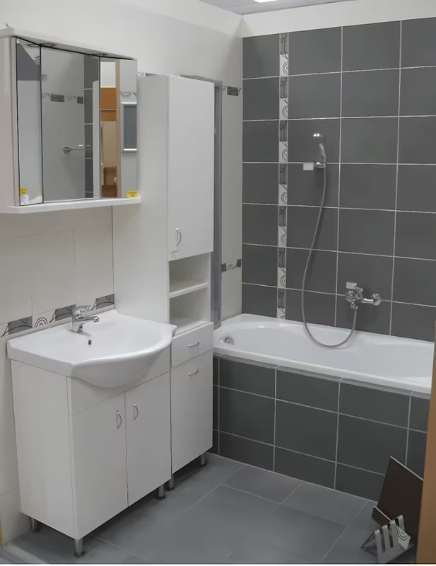 Balta vonios spintelė Multi Pro s su keraminiu 61 cm pločio praustuvu