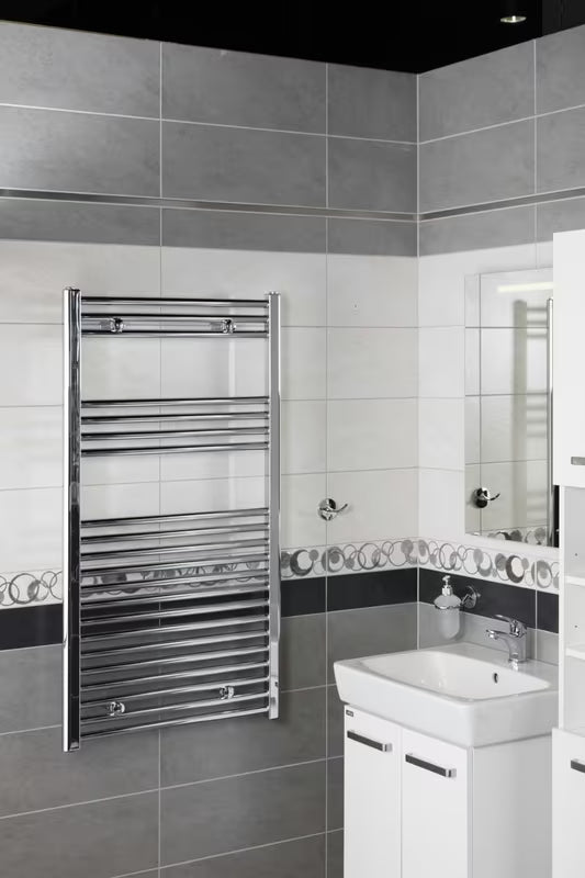 Kombinuotas vonios kambario rankšluosčių džiovintuvas S-Line 600 x 1118 mm, chromo apdaila, tiesaus profilio.