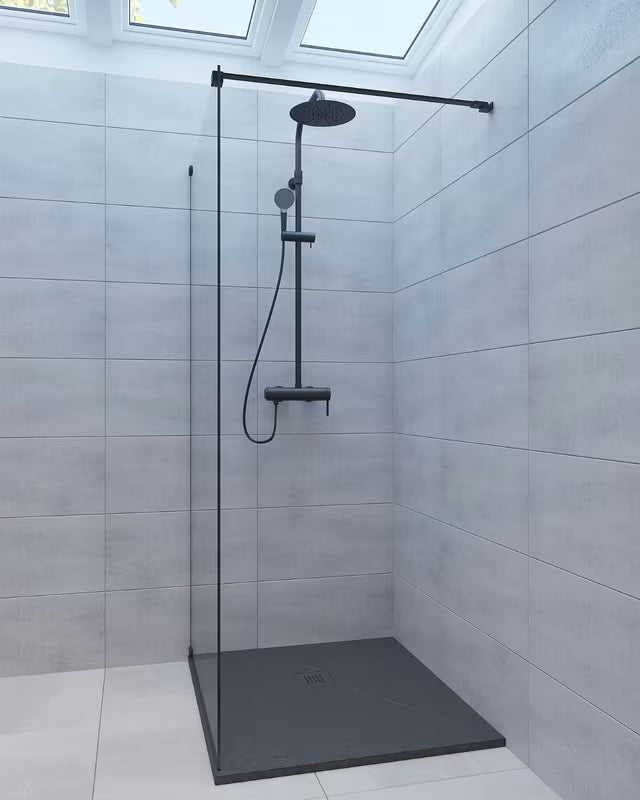 Juodas kvadratinis dušo padėklas SAT Alek 90x90 cm iš lieto marmuro, žemo profilio