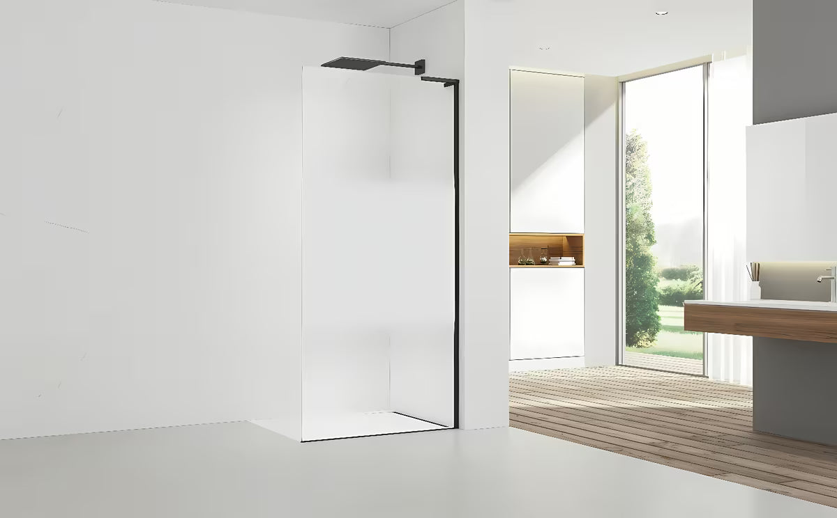 Juoda walk-in dušo sienelė SAT Walk-in 80 cm iš skaidraus grūdinto stiklo su matine juosta