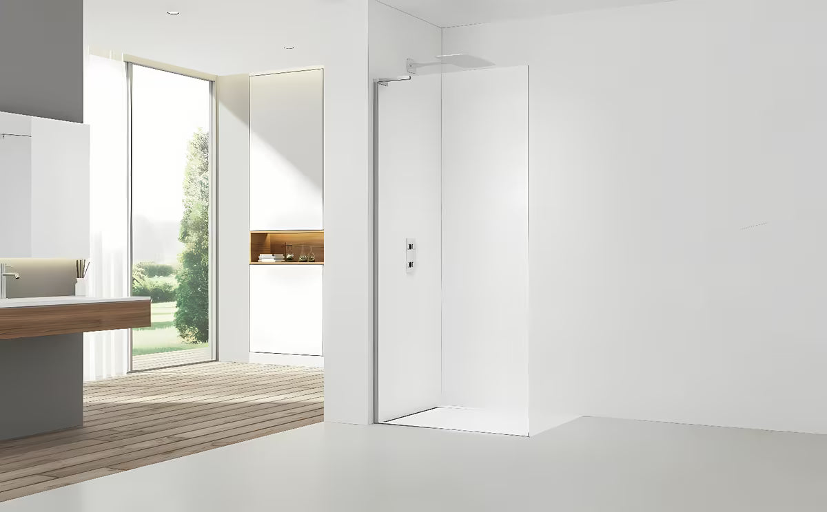Walk-in dušo sienelė SAT Walk-in 90 cm chromo spalvos su skaidriu stiklu ir berėmiu dizainu.