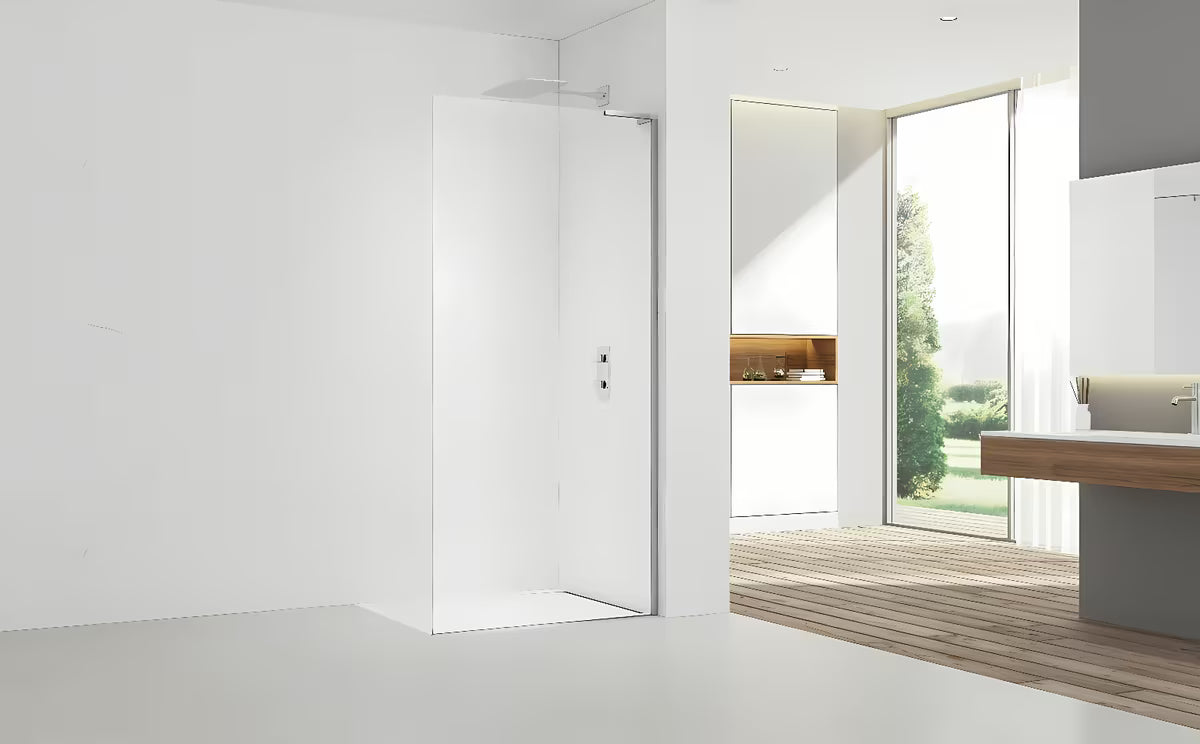 Walk-in dušo sienelė SAT Walk-in 90 cm, chromo spalvos, su skaidriu grūdintu stiklu ir berėmiu dizainu.