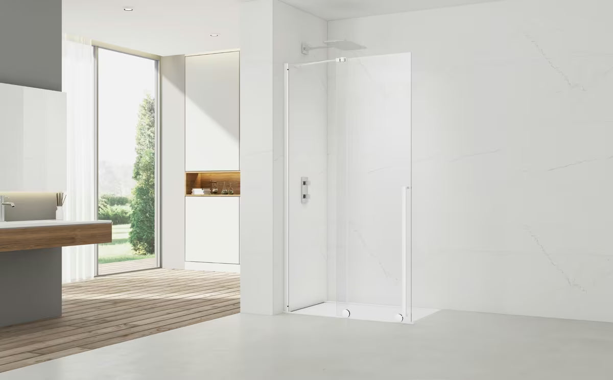 Walk-in dušo sienelė SAT Xmotion 140 cm su baltais profiliais ir skaidriu stiklu be dekoro