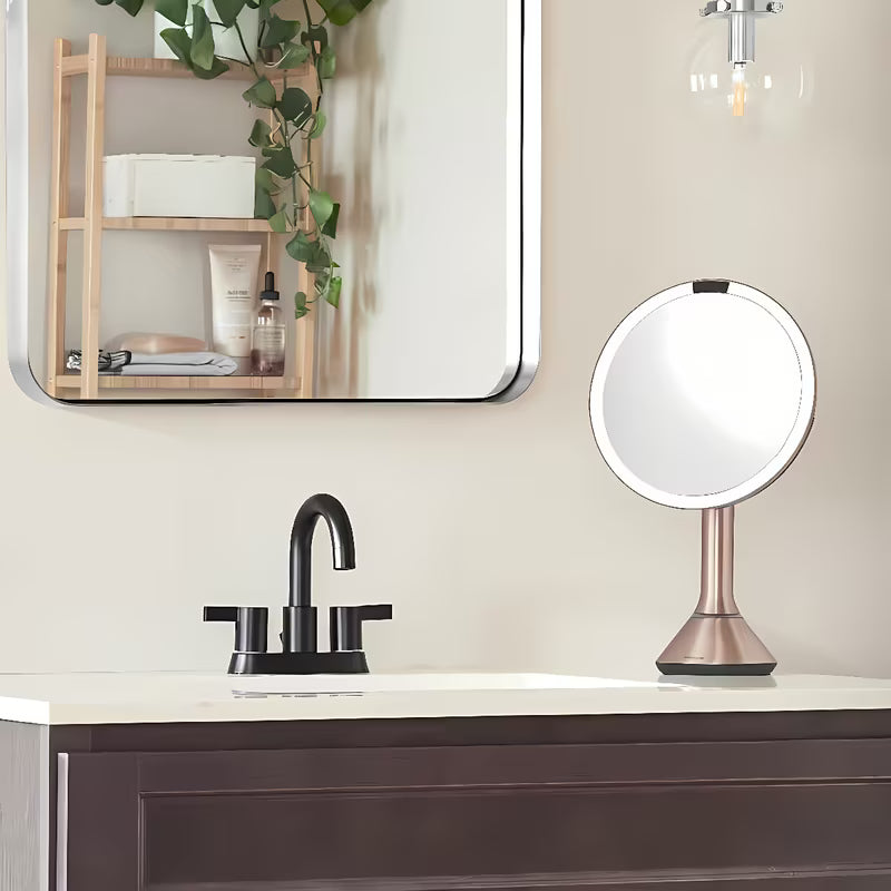 Kosmetinis veidrodėlis Simplehuman Dual Touch, spalva rose gold, su Tru-lux LED apšvietimu ir jutikliniu ryškumo valdymu.