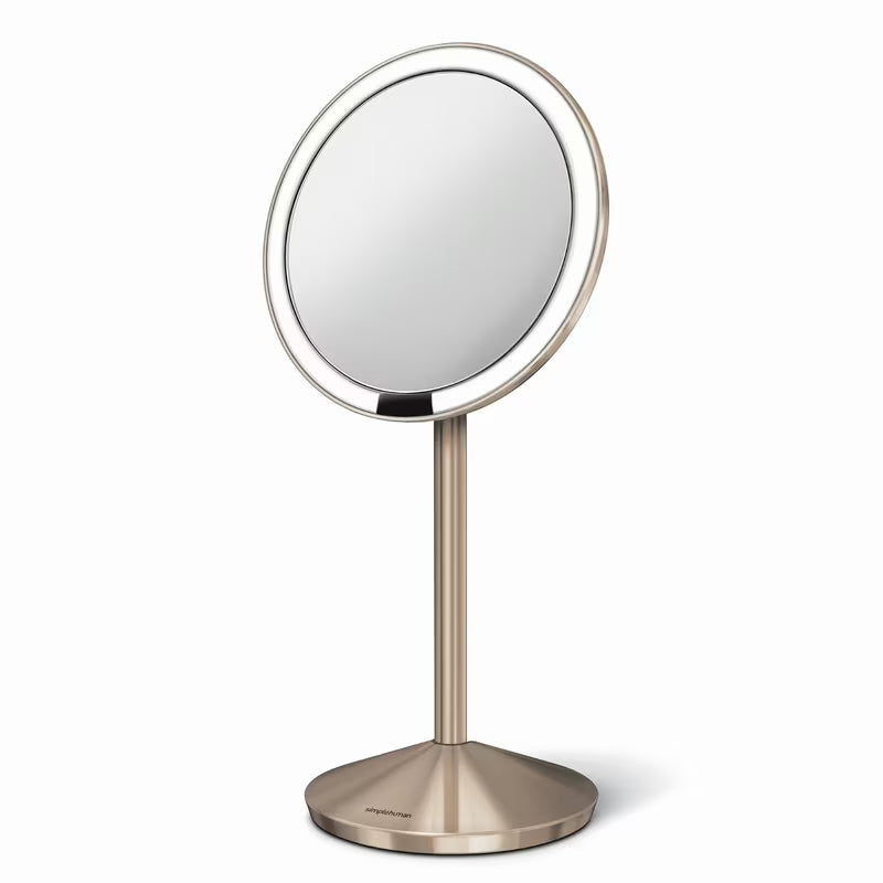 Kelioninis kosmetinis veidrodėlis Simplehuman Mini, spalva – rose gold, su Tru-lux LED apšvietimu ir 10x didinimu.