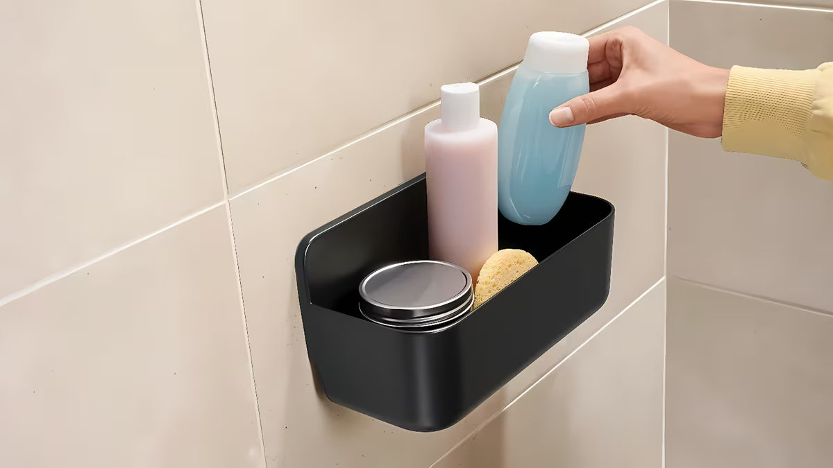 Juoda dušo lentynėlė Tesa Lavaa be gręžimo, su klijuojama tesa Powerstrips Waterproof sistema