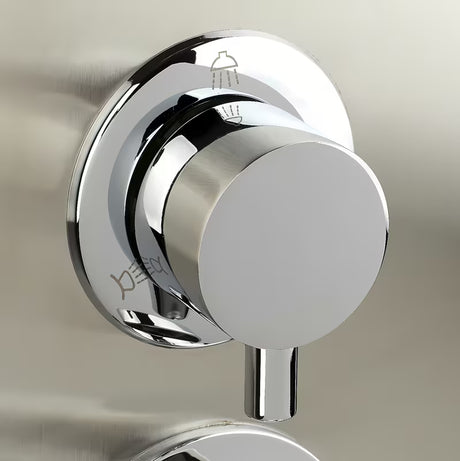 Dušo panelis Anima Primeshower su svirtiniu maišytuvu, viršutiniu lietaus dušu, rankiniu dušu ir masažiniais purkštukais.