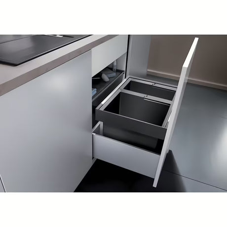 Šiukšliųdėžė  sorter Blanco Flexon II modernaus dizaino, pro virtuvės spintelei nuo 45 cm.