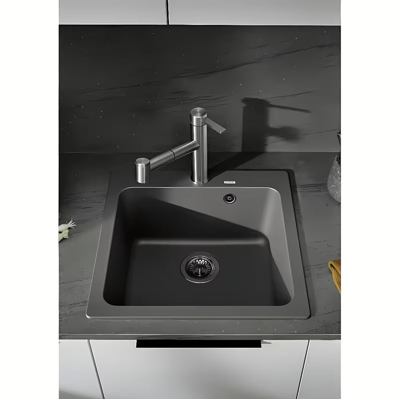 Juodas virtuvės plautuvė Blanco Naya 5 infino iš Silgranit pro, viršutinis montavimas ant stalviršio 