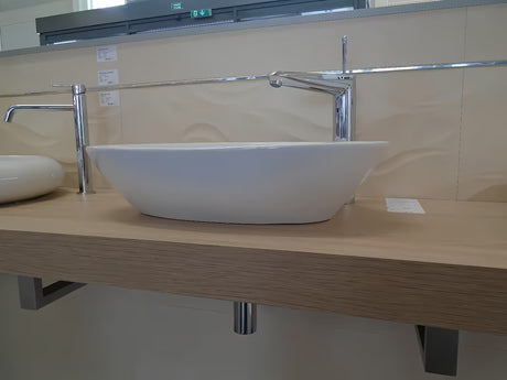 Baltas keraminis pastatomas ant stalviršio praustuvas Glacera Vallone be perpylimo, 58,5 x 38,5 cm.