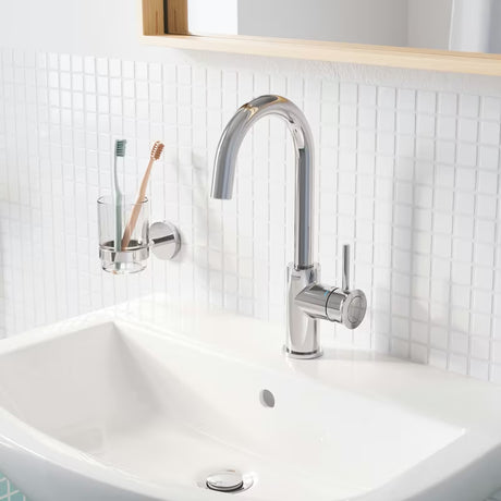 Pakabinamas praustuvas Grohe Bau Ceramic 60 baltos spalvos su anga pro maišytuvui ir persipylimu
