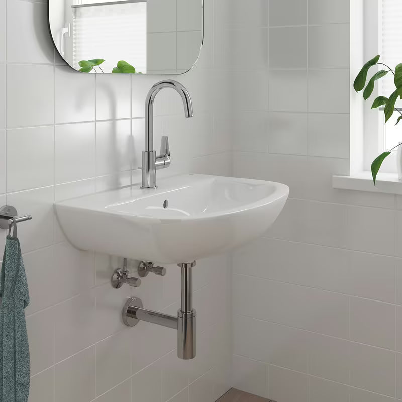 Aukšta svirtinis praustuvo maišytuvas Grohe bauedge chromo spalvos su praustuvo dugno vožtuvas.
