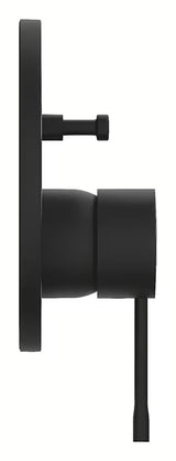 Potinkinė dušo ir vonios maišytuvas Grohe Essence phantom black spalvos, su svirtiniu valdymu.