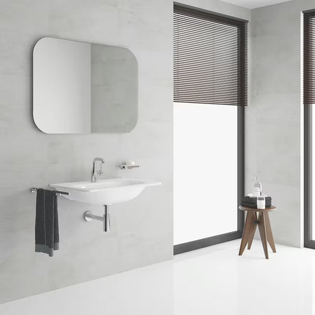 Chromuotas praustuvo maišytuvas Grohe Essence New su vidutinio aukščio snapu ir pasukamu snapu
