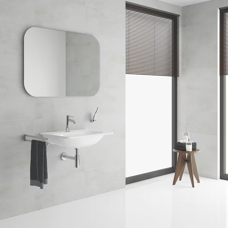Chrominis svirtinis praustuvo maišytuvas Grohe Essence New su lygiu korpusu ir lenktu snapu