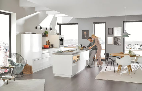 Virtuvinis plautuvės maišytuvas Grohe Essence New su aukštu pasukamu snapu, apdaila supersteel.