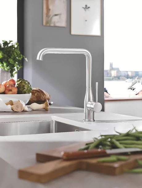 Virtuvinis plautuvės maišytuvas Grohe Essence New su aukštu pasukamu snapu, apdaila supersteel.