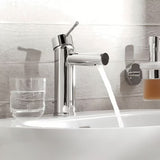 Chromuotas praustuvo maišytuvas Grohe Essence New su svirtiniu valdymu ir dugno vožtuvu.