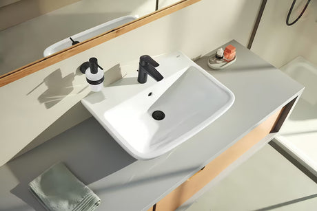 Skysto muilo Dozatorius Grohe Essentials juodos matinės spalvos su stikline talpa ir metaliniu laikikliu