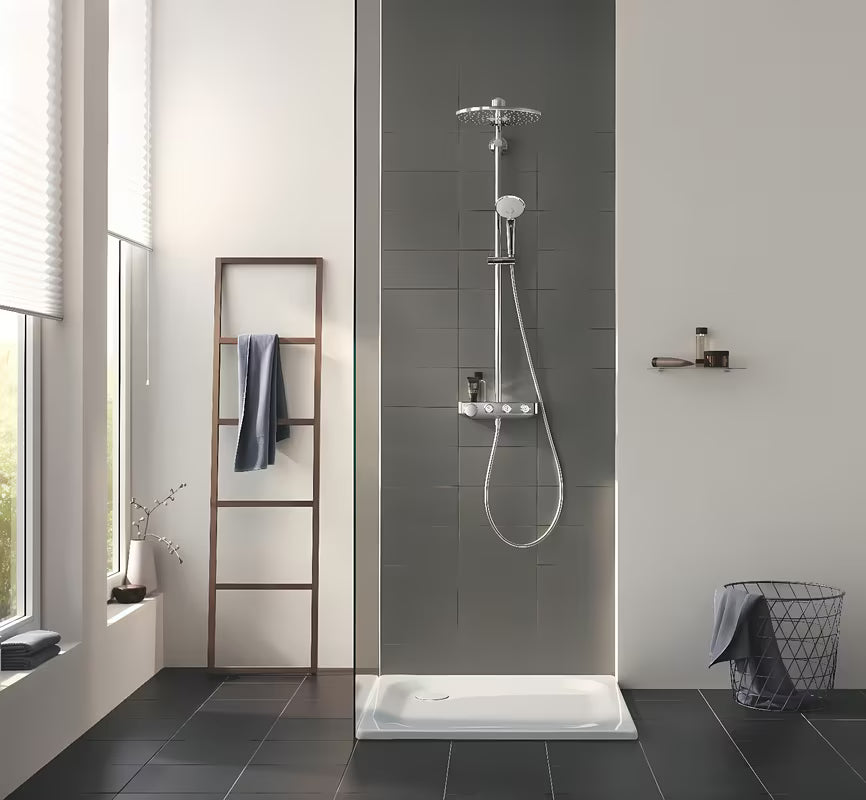 Chrominis dušo sistema Grohe Euphoria smartcontrol su termostatu, viršutiniu dušu ir rankiniu dušeliu