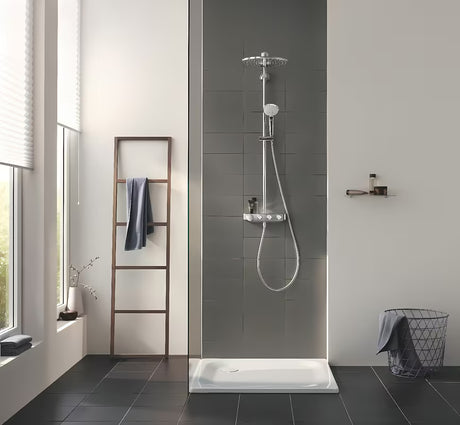 Chrominis dušo sistema Grohe Euphoria smartcontrol su termostatu, viršutiniu dušu ir rankiniu dušeliu
