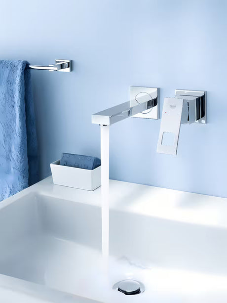 Chrominis potinkinė praustuvo maišytuvas Grohe Eurocube kvadratinio dizaino