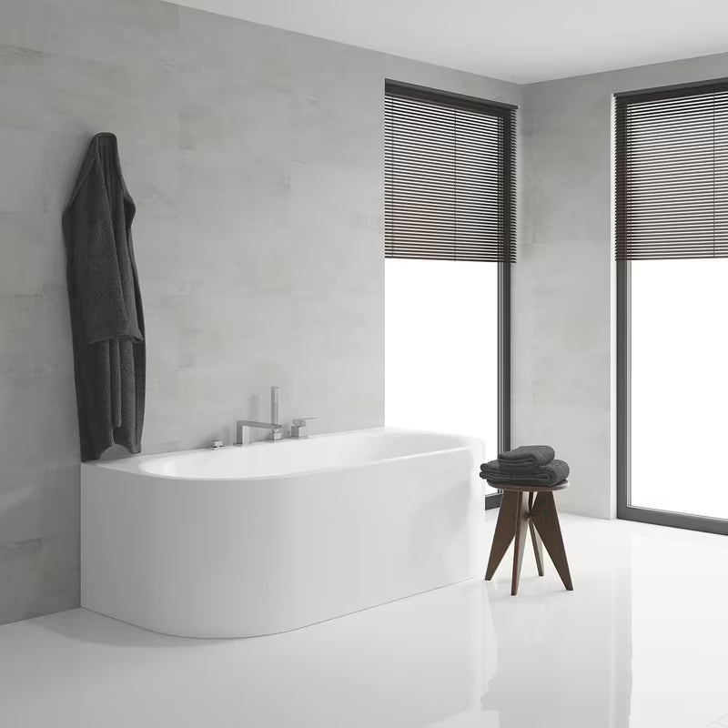 Chromuota vonios maišytuvas Grohe Eurocube su dušo komplektu su rankiniu dušeliu Euphoria Cube+.