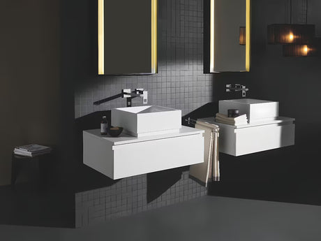 Chromuotas sieninė potinkinė praustuvo maišytuvas Grohe Eurocube su svirtimi ir dviejų angų montavimu.
