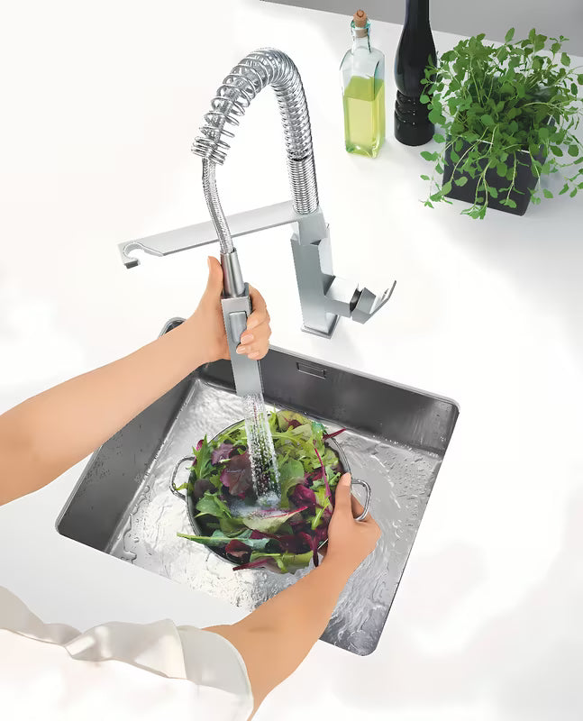 Svirtinis stovintis virtuvinis maišytuvas Grohe Eurocube su pasukamu snapu, supersteel apdailos.