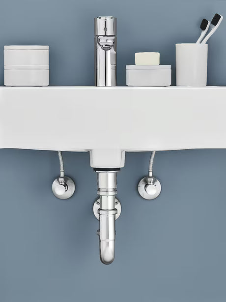 Kampinis ventilis Grohe chrome apdailos su metaline rozete ir ergonomiška metaline rankenėle.