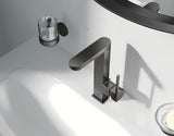 Aukštas praustuvo maišytuvas Grohe Plus su ištraukiamu snapu, šukuoto Hard Graphite apdailos.