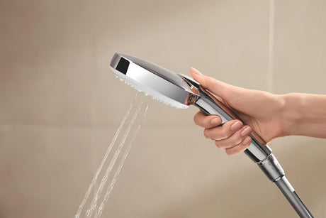 Dušo sistema Grohe Tempesta Cube System su termostatiniu maišytuvu chromo spalvos, su viršutiniu ir rankiniu dušu