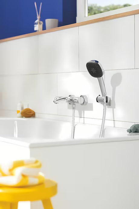 Dušo galvutė Grohe Vitalio Comfort chromo spalvos, su trimis srovėmis: Rain, Jet ir Massage