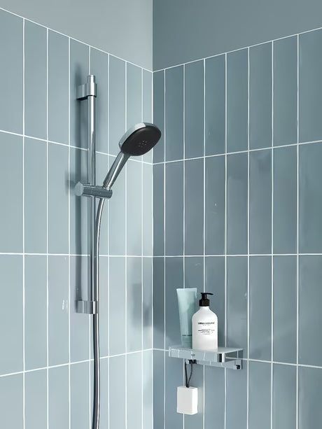 Chromuotas dušo komplektas Grohe Vitalio Comfort su rankiniu dušu, stovu ir dušo žarna