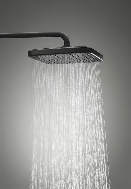 Matinės juodos spalvos dušo sistema Grohe Vitalio Comfort su viršutiniu dušu 250x250 mm ir rankiniu dušu
