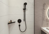 Kampinė lentyna į dušai Hansgrohe addstoris matinės juodos spalvos pro šampūnui ir priedams laikyti.
