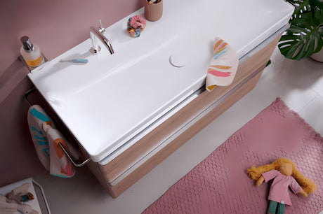 Chromuotas sieninis skysto muilo dozatorius hansgrohe addstoris su stikliniu indu ir metaliniu laikikliu.