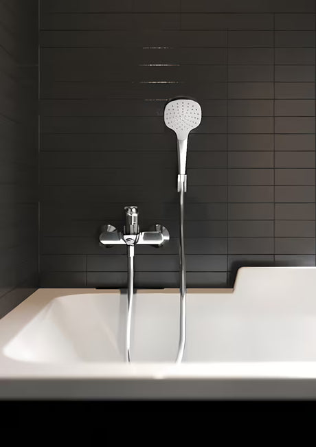 Hansgrohe Croma Select dušo komplektas baltos ir chromo spalvos, su rankiniu dušu, žarna ir laikikliu