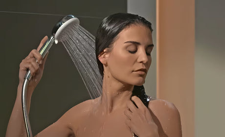 Rankinis dušas Hansgrohe Croma Select S baltos ir chromo spalvos su Rain srove, 110 mm skersmens.