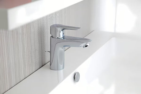 Chromuota svirtinis stovintis praustuvo maišytuvas Hansgrohe HG248 su praustuvo dugno vožtuvas apvalaus dizaino