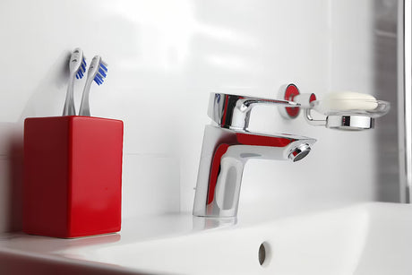 Chromuotas svirtinis stovintis praustuvo maišytuvas Hansgrohe HG248 su praustuvo dugno vožtuvas